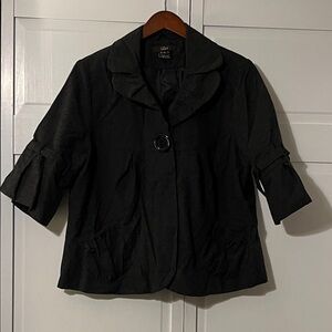 Luii Black Women's Blazer with Ring Button